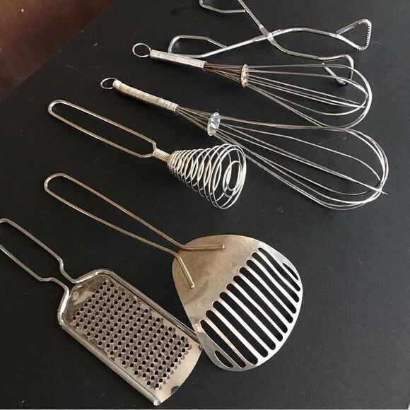 Vintage Variety Stainless Steel Kitchen Handheld Tools 6 Piece - Picture 13 of 16